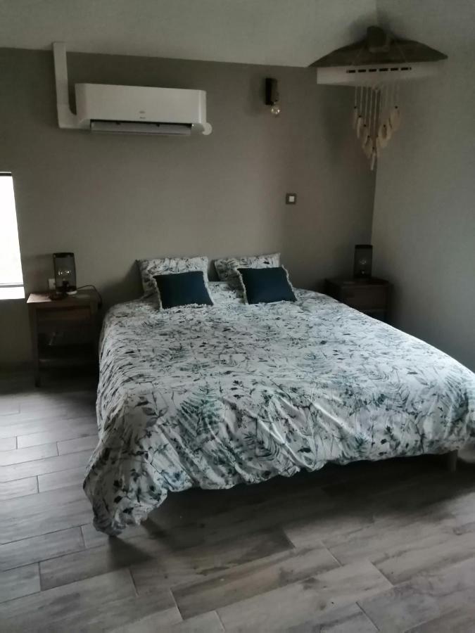 Les Bois D'Ormes Apartment Bessey-en-Chaume Ngoại thất bức ảnh
